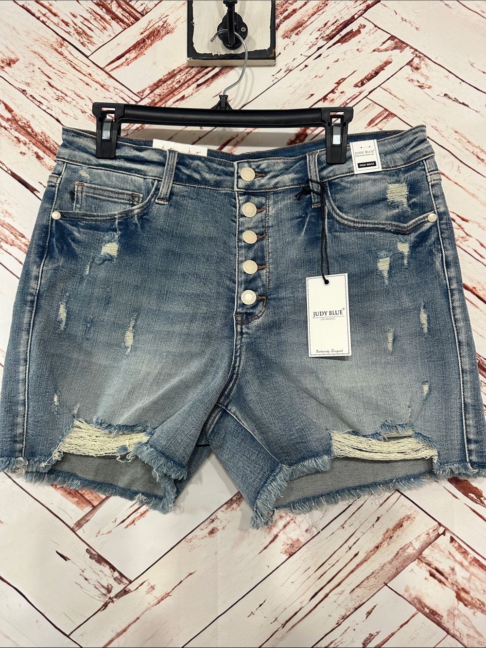 NWT Judy Blue Medium Wash Distressed Button-Front Denim Shorts